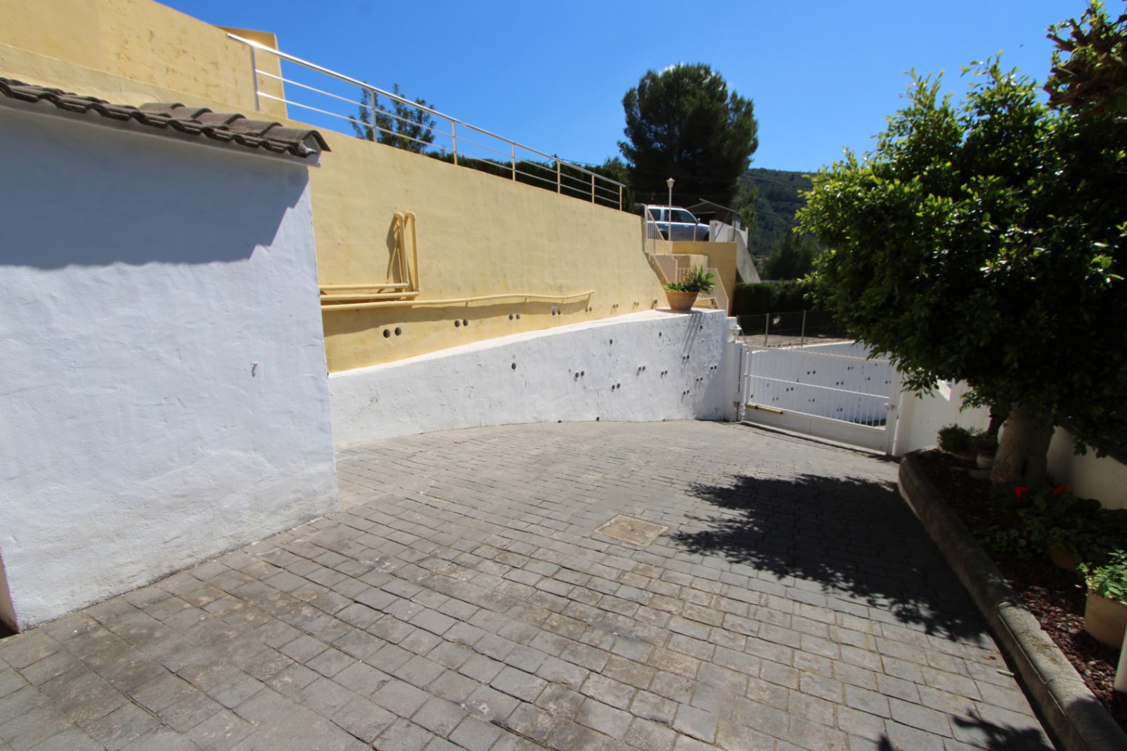 chaletvilla en orba ·  650000€