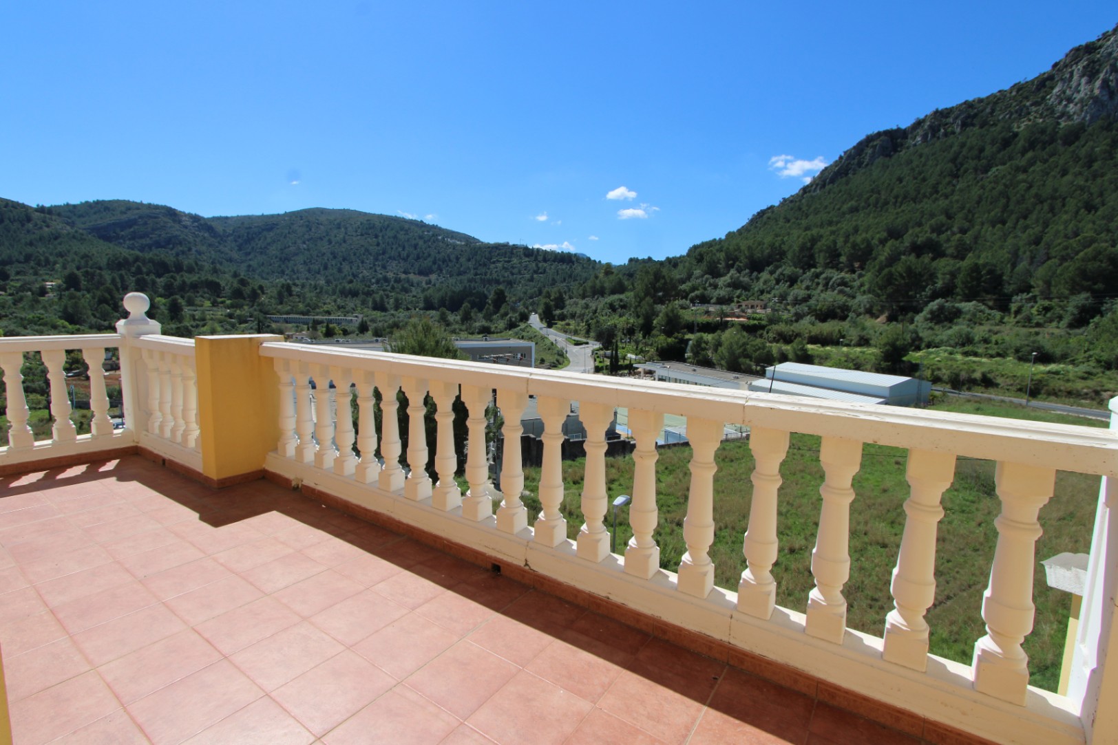 chaletvilla en orba ·  650000€