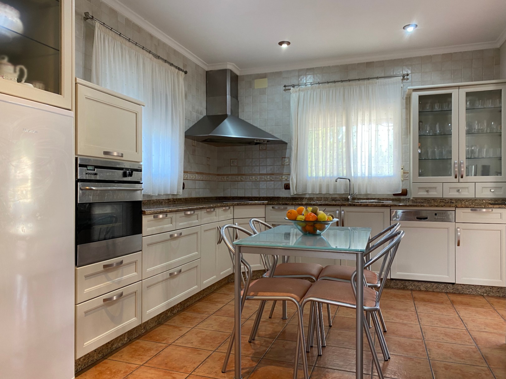 chaletvilla en orba ·  890000€
