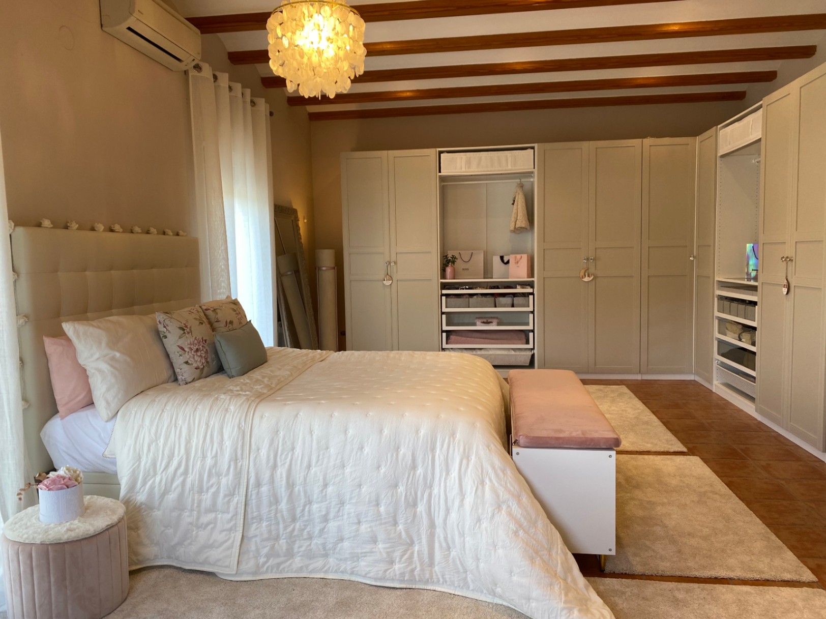 chaletvilla en orba ·  890000€