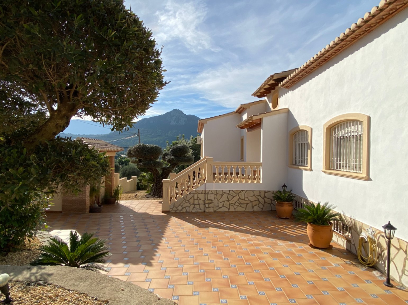 chaletvilla en orba ·  890000€