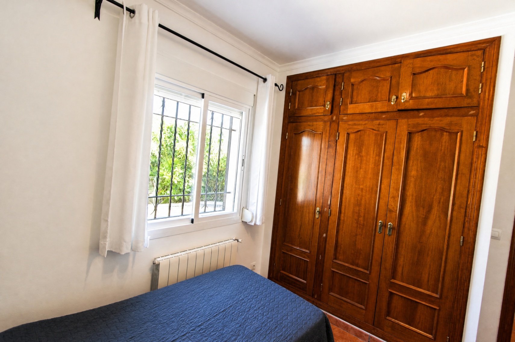 001899PGI - Chalet for sale in Orba located on a flat plot.