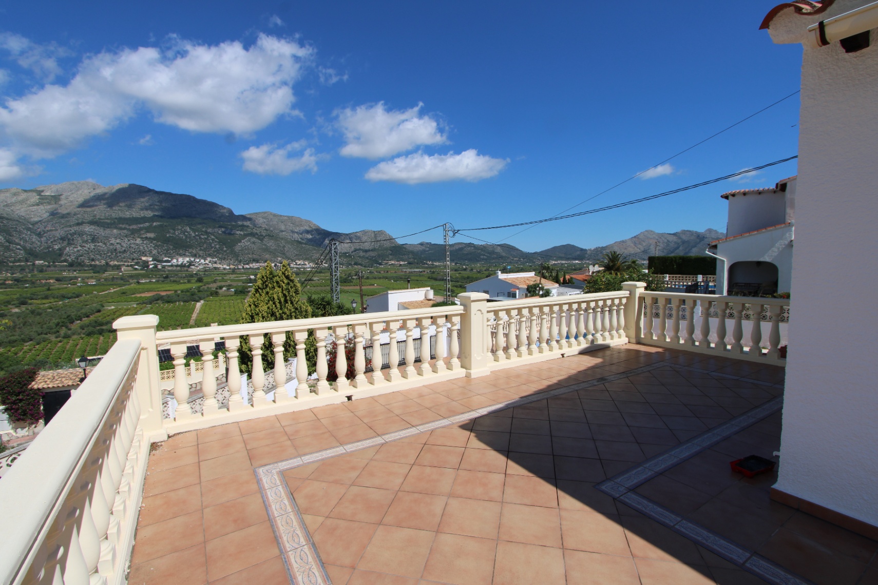 00426 - Chalet à vendre avec deux logements indépendants