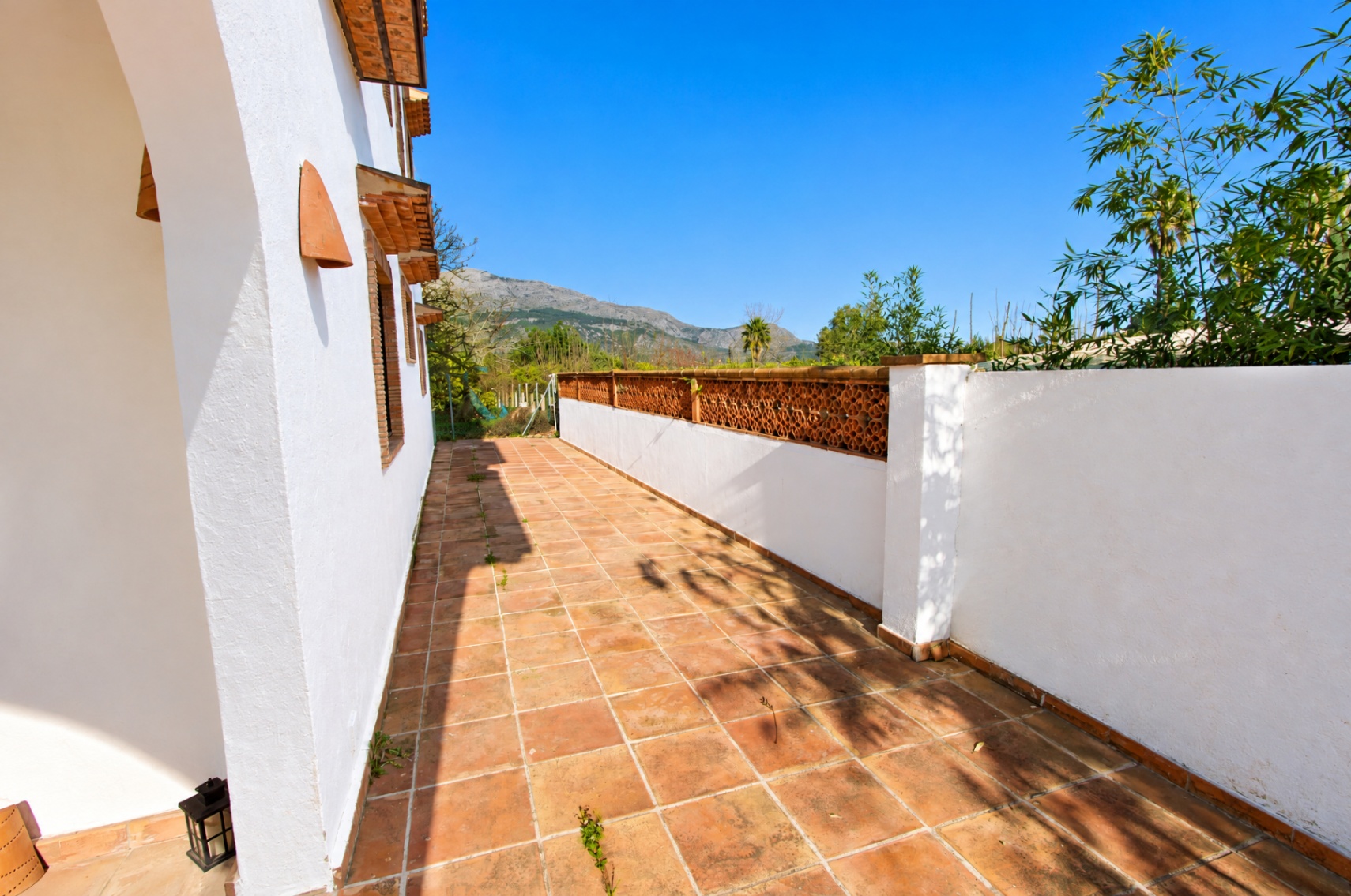 Villa / Finca mit Pool zu verkaufen in Orba