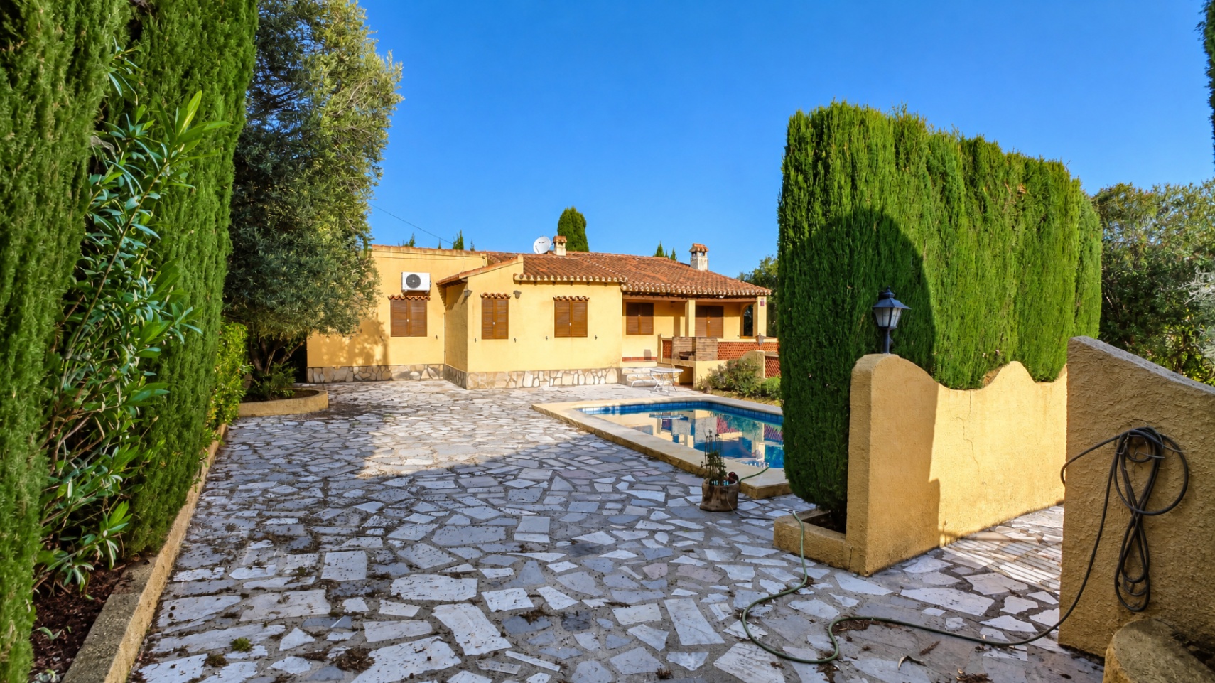 Villa à vendre à Orba située sur un terrain plat