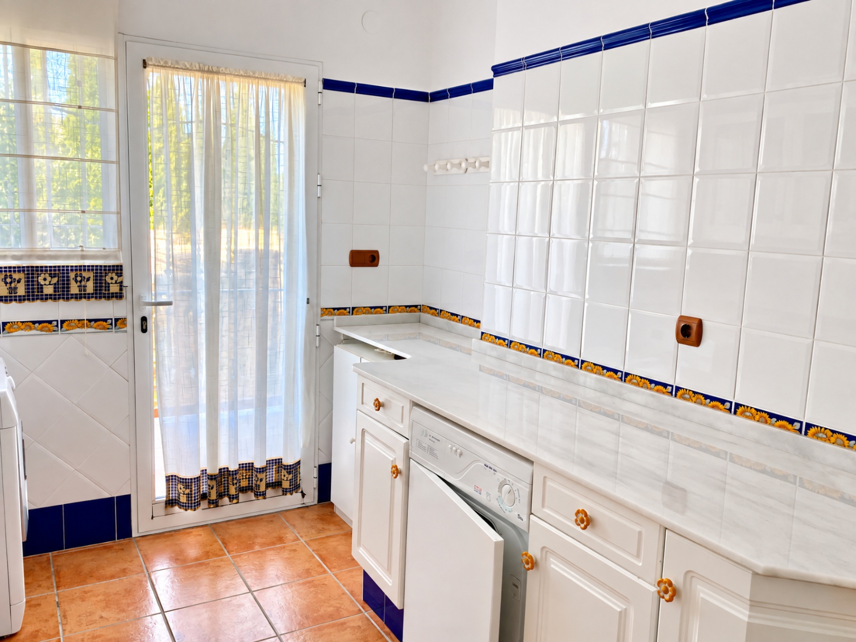 001904PGI - Exklusive Luxusvilla in Orba mit Pool, großzügigen Räumen und einem außergewöhnlichen Potenzial.
