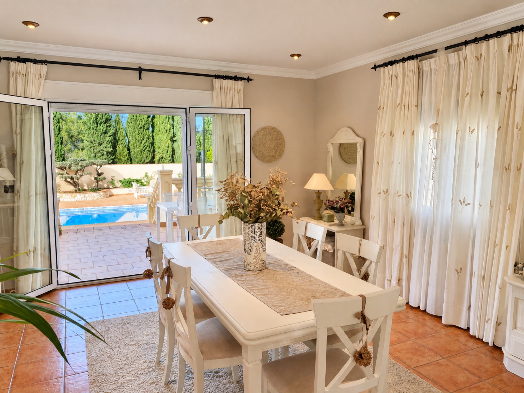 001904PGI - Exklusive Luxusvilla in Orba mit Pool, großzügigen Räumen und einem außergewöhnlichen Potenzial.