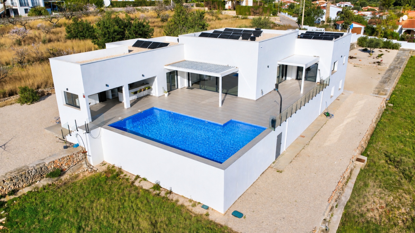 001836PGI - Villa moderne à vendre à Orba avec vue sur la mer.