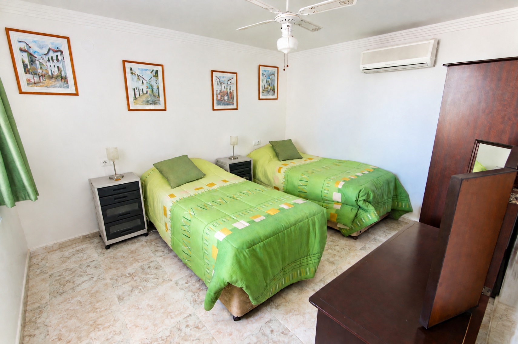 001884PGI - Villa на продажа в El Ràfol D'almúnia, Alicante