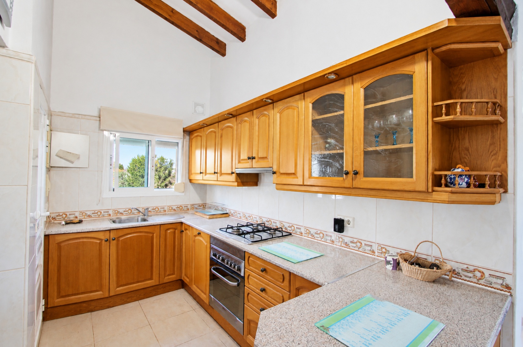 Chalet a la venta con vistas panorámicas al valle y al mar en Orba